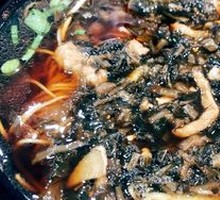 Snow Cabbage Bamboo Shoots Pork Noodles