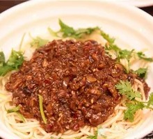Sauce Meat Noodles