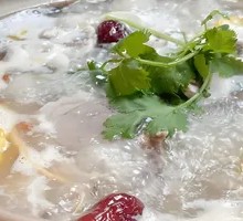 Clay Pot Lamb Bone Soup
