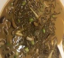 Sand Garlic Noodles