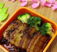 Preserved Vegetable Braised Pork