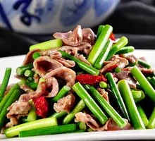 Sour Pickled Beans with Duck Gizzard