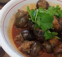 Snail Stuffed with Pork