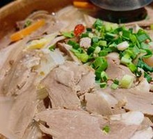 清炖羊肉汤