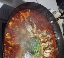 Spicy and Fragrant Fish Pot