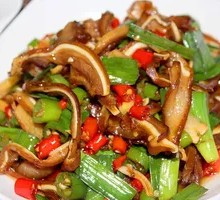 Stir-fried Pig's Head Meat with Rice