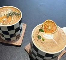 Turmeric Cinnamon Latte