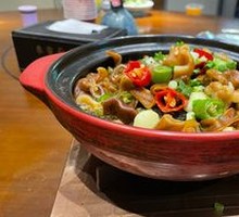 Sour Cabbage with Pork Intestines