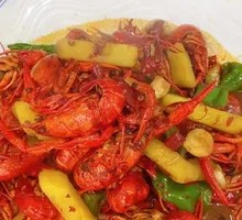 Golden Garlic Sauce Crayfish