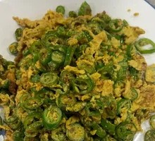 Stir-fried Eggs with Hangzhou Chili