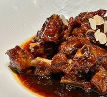 Brown Sugar and Chinkiang Vinegar Braised Pork Ribs