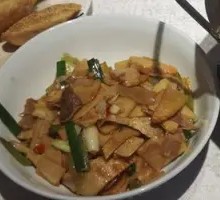 Stir-Fried Fresh Bamboo Shoots with Salted Pork