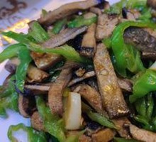 Stir-Fried Green Pepper with Fermented Tofu