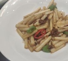 Minced Pork with Peanut Sprouts