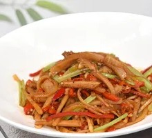 Sour Radish and Beef Tripe Strips
