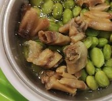 Steamed Chicken Feet with Corn