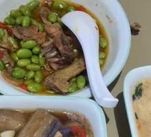 Braised Chicken with Edamame