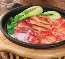 Cantonese腊味 Baozi Rice in Clay Pot