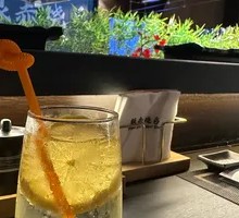Pineapple Sparkling Water