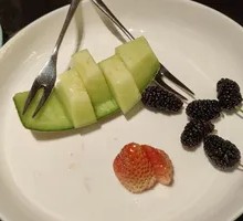 Chef Xun's Seasonal Fruit Platter