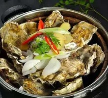 Small Oyster