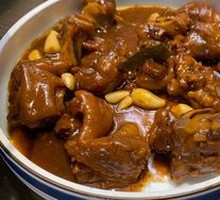 Braised Pig's Feet