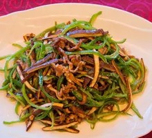 Green Pepper and Tofu Shreds with Pork