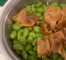 Steamed Chicken Feet with Corn