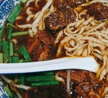 Yang's Braised Beef Noodles