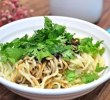 素凉面