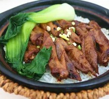 Spicy Chicken Wing Clay Pot Rice