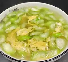 Egg Flower Soup with丝 Strips