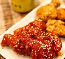 Crispy Sweet and Spicy Fried Chicken