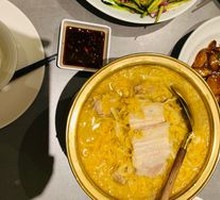 Braised Pork Bones with Sour Cabbage