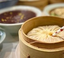 Crab Roe Soup Dumplings