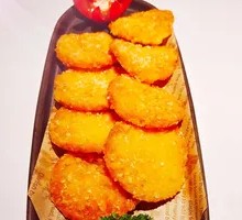 Fried Chicken with Potato Chips