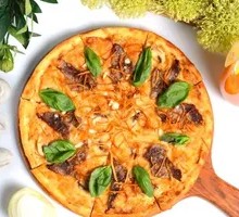 Premium Beef Pizza