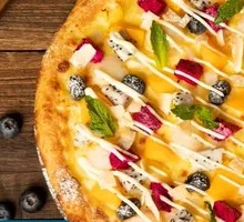 Happy Fruit Pizza