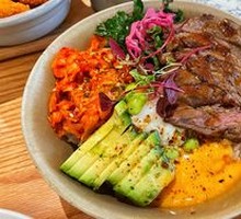 Spicy Kimchi Beef Rice Bowl