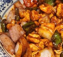 Fresh Sliced Beef and Shrimp Noodles
