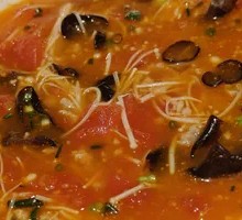 Tomato and Pork Ball Soup