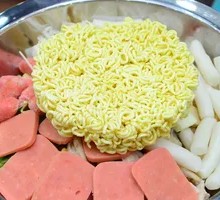 Vegetable Rice Cake Hot Pot