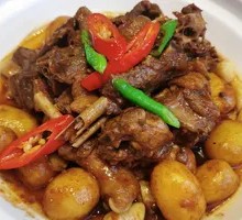 Braised Old Goose in Small Bowl