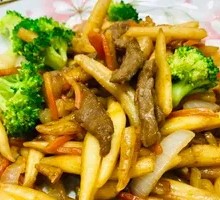 Vegetable Egg Noodle Dumplings