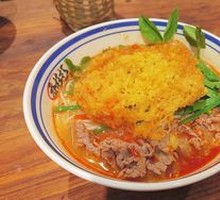 糟辣红酸汤米线