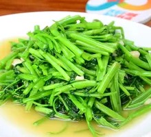 Garlic Stir-Fried Water Spinach
