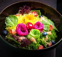 Health-Promoting Vegetable and Fruit Salad