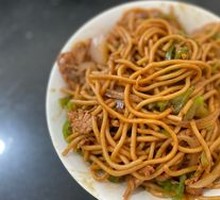 Stir-Fried Pork with Green Pepper Noodles