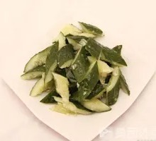 Garlic Cucumber Salad