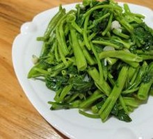 Stir-Fried Water Spinach